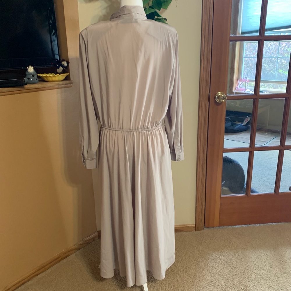 Vintage Dress - Picture 5 of 7